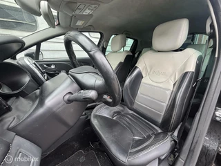 Renault Clio Renault Clio 1.2 GT INITIALE|LEDER|CAMERA|STOELVERWARMING - afbeelding nr 12