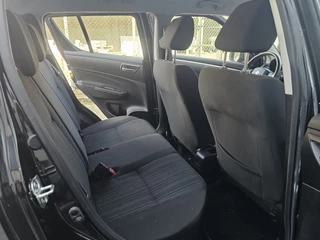 Suzuki Swift Suzuki Swift 1.2 Dynamic, Lm velgen! Two-Tone! Zondag OPEN! - afbeelding nr 14