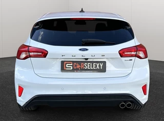 Ford Focus Ford Focus 1.0 EcoBoost Hybride ST Line 125PK 18