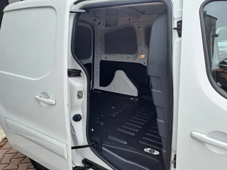 Citroën Berlingo Citroën Berlingo 1.6 HDI 75 Club | Airco | Cruise | Navi | 3-zits | Marge | - afbeelding nr 31