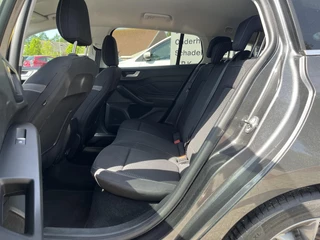 Ford Focus Ford Focus Wagon 1.0 EcoBoost Trend Edition Business 125pk Navigatie | Airco | ST-Line Velgen | Parkeersensoren | Apple Carplay | Android Auto - afbeelding nr 13