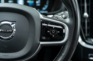 Volvo V60 Volvo V60 2.0 T6 340PK AWD R-Design Head Up|360|Pano|Bomvol! - afbeelding nr 25