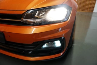 Volkswagen Polo Volkswagen Polo 1.0 TSI COMFORTLINE BUSINESS R-LINE / AIRCO/ NAVIGATIE - afbeelding nr 3