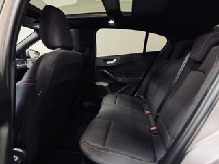 Ford Focus Ford Focus 1.0 EcoBoost ST Line | Panorama | Trekhaak | 1e Eig. - afbeelding nr 5