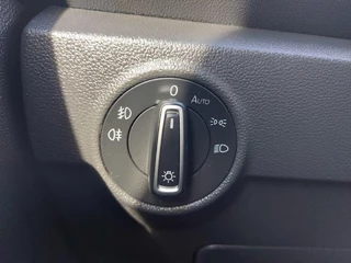 Volkswagen T-Roc Volkswagen T-Roc 1.5 TSI Style Automaat,trekhaak, applecarplay/android/nav,airco,cruisecontrol,stoel/stuurverwarming,trekhaak - afbeelding nr 20