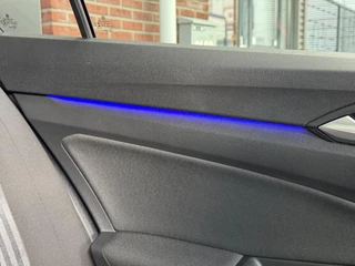 Volkswagen Golf Volkswagen Golf 1.5 TSI 150PK Style IQ LED ACC Pano Carplay - afbeelding nr 37