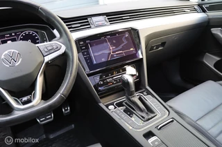 Volkswagen Passat Volkswagen Passat Variant 2.0 TSI 4Motion  / R-Line / Pano - afbeelding nr 23