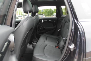MINI Cooper MINI Cooper Mini 1.5 60 Years Edition / Panoramadak / Head-up / Leder / Harman Kardon / 17'' / Navigatie / DAB / Cruise Control - afbeelding nr 11