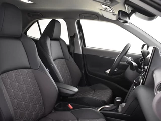 Toyota Yaris Cross Toyota Yaris Cross 1.5 Hybrid 130 Executive | Stuur en Stoelverwarming | PDC V+A | - afbeelding nr 3
