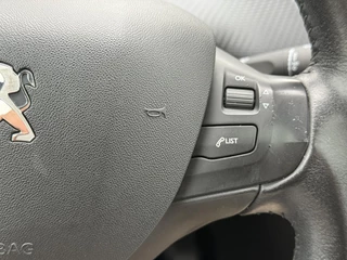 Peugeot 2008 Peugeot 2008 1.2 PureTech Blue Lion Pano,Navi,Pdc,110pk,Airco,Cruise,Lm velgen,4 Nieuwe Banden,Apk tot 07-2026 - afbeelding nr 20
