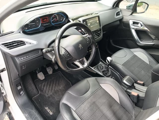 Peugeot 2008 Peugeot 2008 1.2 130pk PureTech handel/export - afbeelding nr 8