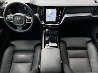 Volvo V60 Volvo V60 2.0 T6 Plug-in hybrid AWD Plus Dark - afbeelding nr 17