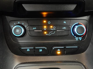 Ford Transit Connect Ford Transit Connect 1.5 L2 Automaat Navi Airco Parkeersenoren  Cruise Control 3Zits Camera Trekhaak - afbeelding nr 22
