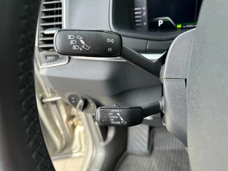 Škoda Karoq Škoda Karoq 1.0 TSi Style Aut. Navi camera Trekhaak - afbeelding nr 27