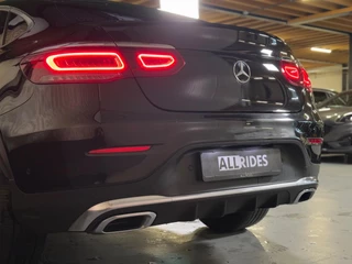 Mercedes-Benz GLC Mercedes-Benz GLC-klasse Coupé 300e 4MATIC Business Solution AMG | sfeerverlichting | keyless | Camera | DAB - afbeelding nr 9