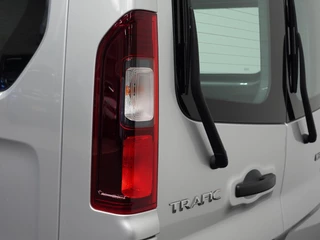 Renault Trafic Renault Trafic Passenger 2.0 dCi 120 L2H1 9 Persoons Airco Bluetooth  Led  Parkeersensoren - afbeelding nr 6