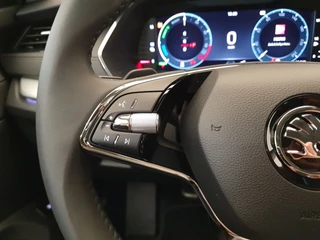 Škoda Octavia Škoda Octavia Combi 1.4 TSI 204pk DSG/AUT iV PHEV Business Edition Wegklapbare trekhaak, Camera - afbeelding nr 15