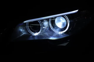 BMW 5 Serie BMW 5-serie Touring 528xi xDrive M Sport / HUD / 2x MEMORY / 360 / H&K / KEYLESS / NAP - afbeelding nr 39