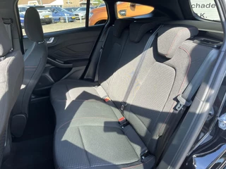 Ford Focus Ford Focus Wagon 1.0 EcoBoost ST Line 155pk Automaat | Adaptive cruise control | Winter Pack | Dodehoeksensoren | Camera - afbeelding nr 8