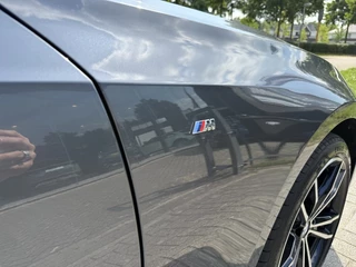 BMW 3 Serie BMW 3 Serie Touring 330e xDrive M-Sport | Pilot assist | Pano | H&K | Laser | Leer | - afbeelding nr 27