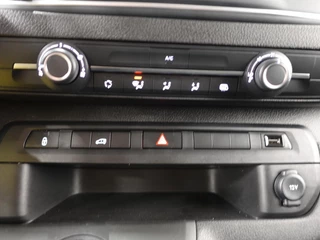 Opel Vivaro Opel Vivaro 2.0 BlueHDi 145PK L2 Automaat Airco Navigatie Trekhaak Side Bars Betimmering Laadruimte - afbeelding nr 21
