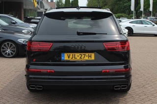 Audi SQ7 Audi SQ7 4.0 TDI quattro GRIJS KENTEKEN / Trekhaak / Panoramadak / 360Camera / Head-up / 23'' / Luchtvering / Keyless / Bose / Dodehoek / DAB / Apple CarPlay / Nachtzicht / Matrix LED / ACC / Stoelverwarming - afbeelding nr 14