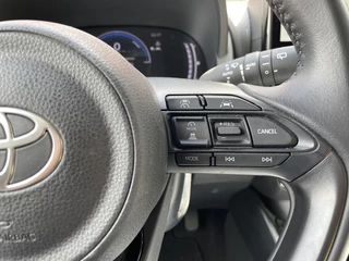 Toyota Yaris Toyota Yaris 1.5 Hybrid 115 First Edition | Navi | Keyless entry + start | Ap - afbeelding nr 12