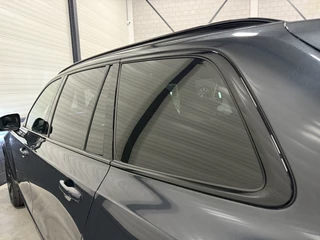 Volvo XC90 Volvo XC90 T8 Twin Engine AWD R-Design PANO/LUCHTVERING/TREKHAAK/H&K/MASSAGE+VENTILATIE/360CAMERA/20
