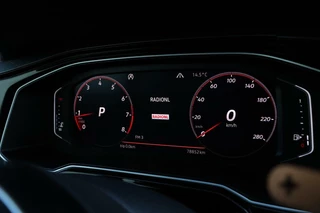 Volkswagen Polo Volkswagen Polo 2.0 TSI GTI / DSG / ACC / CarPlay / Milltek / Virtual Cockpit / 18
