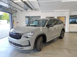 Škoda Kodiaq Škoda Kodiaq 1.5 TSI IV SPORTLINE PANO-DAK/TREKHAAK/CAMERA/MEMORY/NAVI/CRUISE/STOELVERW - afbeelding nr 10