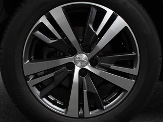 Peugeot 5008 Peugeot 5008 1.2 Automaat Allure Pack Business 7-Persoons Airco Navi Adaptive Cruise Full LED Carplay Trekhaak PDC VA + 180 Camera Privacy Glass - afbeelding nr 3