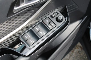 Toyota C-HR Toyota C-HR 1.8 Hybrid Dynamic - afbeelding nr 24