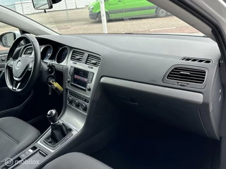 Volkswagen Golf Volkswagen Golf 1.2 TSI Connected Series ACC, APK NIEUW - afbeelding nr 13