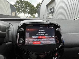 Citroën C1 Citroën C1 1.0 VTi Shine | Climate Control | LM Velgen | Getinte ramen - afbeelding nr 20