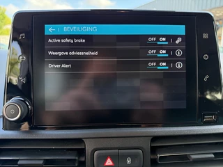 Citroën Berlingo Citroën Berlingo 130PK Shine Automaat | Navi | Camera | Dodehoek | Sens v+a - afbeelding nr 28