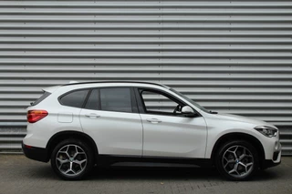 BMW X1 BMW X1 sDrive18i 136pk Centennial Executive AUTOMAAT NL-Auto NAP Clima Cruise Navi PDC 17