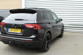 Volkswagen Tiguan Volkswagen Tiguan 1.5 TSI 150pk ACT R-Line DSG7 NL-Auto NAP Panoramadak Clima Cruise Navi Leder Keyless Dig. Cockpit El. Klep Trekhaak 1300kg - afbeelding nr 36