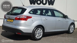 Ford Focus Ford Focus Wagon 1.0 EcoBoost Edition Plus Navi | Trekhaak | PDC V+A | Dist Riem vervangen - afbeelding nr 2
