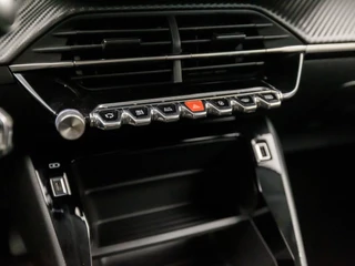 Peugeot 208 Peugeot 208 1.2 PureTech Sport (APPLE CARPLAY, GROOT NAVI, 360 CAMERA, LM VELGEN, SPORTSTOELEN, CRUISE, PARKEERSENSOREN, NIEUWSTAAT) - afbeelding nr 9