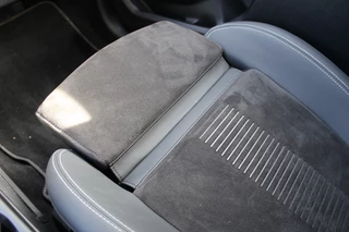 Ford Kuga | BLIS | B&O | Trekhaak | Navigatie | Winterpack - afbeelding nr 16