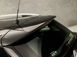 Renault Clio (NAVIGATIE, CRUISE, TREKHAAK, SPORTSTOELEN, LM VELGEN, BLUETOOTH, NIEUWE APK, NIEUWSTAAT) - afbeelding nr 25