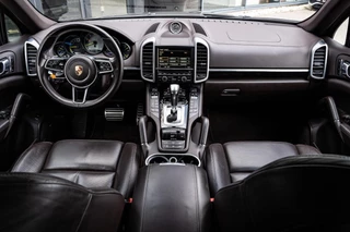 Porsche Cayenne Porsche Cayenne 3.0 S E-Hybrid|PANO|SPORT CHRONO|BOSE|360° - afbeelding nr 8