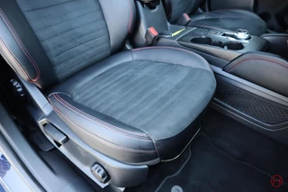 Ford Kuga Ford Kuga 2.5 PHEV ST-Line / Trekhaak / Camera / Stoel+stuur+ruit verwarmd / 1e eigenaar - afbeelding nr 67