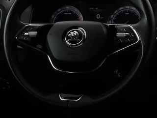 Škoda Karoq Skoda Karoq 1.0 TSI Business Edition | Panoramadak |  Stoelverwarming | Trekhaak | Carplay | Navigatie | Climate control | Parkeerhulp | Cruise control - afbeelding nr 9