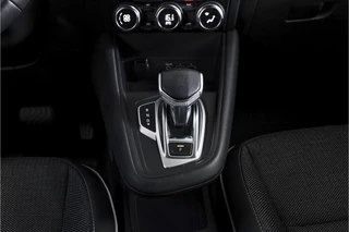 Renault Captur Renault Captur 1.3 TCe 140 PK Intens - Automaat | Cruise | PDC | 360 Camera | App. Connect | ECC | Multi-Sense | LM 18