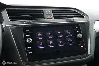 Volkswagen Tiguan Volkswagen Tiguan 1.5 TSI 150 Pk ACT Comfortline Business | Vol Opties | Apple car-play | Elektr. A.Klep | NL Auto | DEALER-STAAT - afbeelding nr 11