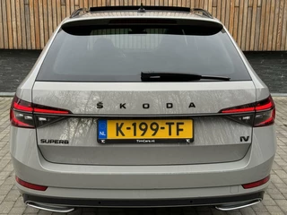 Škoda Superb Skoda Superb Combi 1.4 TSI iV Sportline Automaat | Panoramadak | Trekhaak uitklapbaar | Groot navigatiesysteem | Achteruitrijcamera | LED verlichting | Parkeersensoren voor en achter - afbeelding nr 70