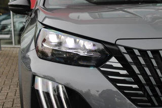 Peugeot 2008 Peugeot 2008 1.2 130PK AUTOMAAT GT PACK | NAVIGATIE | FULL LED KOPLAMPEN | DRAADLOZE APPLE CARPLAY/ANDROID AUTO | ADAPTIVE CRUISE CONTROL | CAMERA VOOR + ACHTER | CLIMATE CONTROL | LICHTMETALEN VELGEN 17