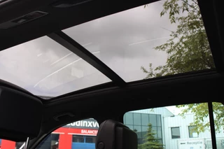 Volkswagen Tiguan Volkswagen Tiguan 2.0 TSI R 320PK 4 MOTION Pano/Leder/Akrapovisch./21