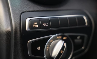 Mercedes-Benz GLC Mercedes-Benz GLC-klasse Coupé 300 4MATIC AMG 63 Look / Lane Assist / Leder / F1 / Sfeerverlichting / Camera / Led / Pdc / 20 Inch - afbeelding nr 17